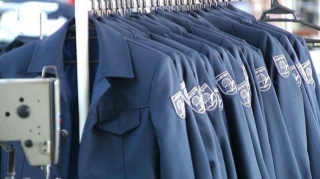 Valideynlər məktəbli formaları almağa başlayıb - FOTO