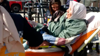 384 saat sonra möcüzə... -  90 yaşlı qadın və oğlu xilas edildi