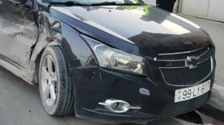 Gəncədə “Chevrolet” yük maşını ilə toqquşdu - Xəsarət alan var – FOTO - VİDEO 