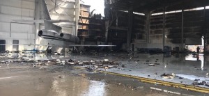 Hava limanında təyyarə anqara çırpılaraq yandı: 10 ölü - VİDEO