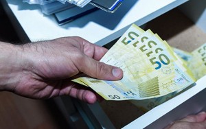 Koronavirusa görə bu şəxslərə 250 manat veriləcək - Rəsmi