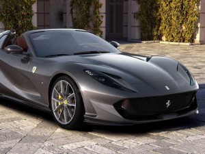 Ferrari ikinci rodsteri təqdim edib - FOTOLAR