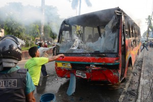 Mikroavtobus yük maşını ilə toqquşdu: 14 ölü, 7 yaralı