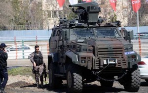 Kılıçdaroğlu yenə gündəmdə - Bu dəfə zirehli avtomobillə...- FOTO