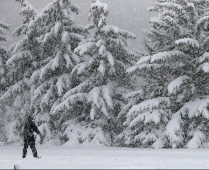 30 sm qar yağdı: 270-ə yaxın qəza - VİDEO