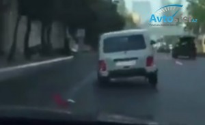 "Niva" ilə avtoşluq etmək istəyən sürücü - VİDEO