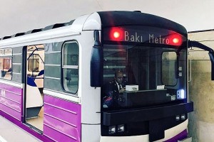 Metro yay qrafikinə keçir: Qatar sayı azalır, interval artır