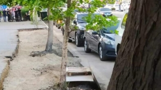 В Ясамале тротуар вернули пешеходам - ФОТО 