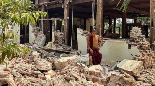 Məktəbin damı uçdu  - azı 6 uşaq həlak olub 