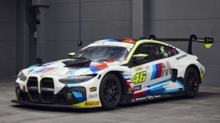 Valentino Rossinin yarış avtomobili hərracda satıldı 