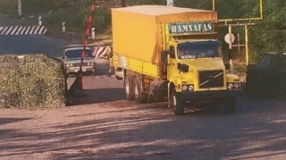 Azərbaycanda saxlanılan iranlı sürücülər ölkələrinə QAYTARILDI 