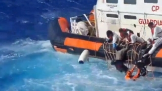 İtaliyada gəmi batdı: 41 nəfər öldü 