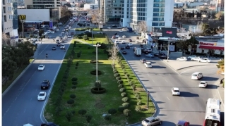 На Тбилисском проспекте Баку будут созданы разделительные полосы "карманного" типа - АYNA 