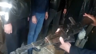 Sabunçuda narkotik satan və silah saxlayan şəxs tutulub - VİDEO 