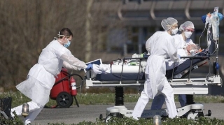 Britaniyada koronavirusdan sutkalıq ölüm sayı yenidən artıb