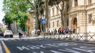 Bakıda məktəbin ətrafında sürət həddi saatda 100 km-dir – Direktor dilə gəldi - FOTO 