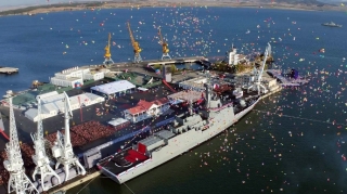 Hərbi gəminin suya buraxılması zamanı baş verən qəzaya görə saxlanılanlar var 