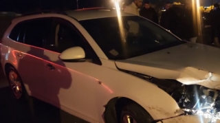 Sumqayıt bulvarında "BMW" "VAZ"la toqquşdu   - FOTO