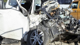 Ağstafada evakuatorla mikroavtobus toqquşdu, 5 nəfər xəsarət aldı 