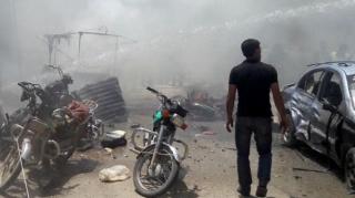 Avtomobil və motosikletlərlə kəndə hücum edib 69 nəfəri qətlə yetirdilər 