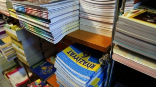 В Азербайджане начался процесс выдачи учебников