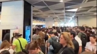 Heydər Əliyev Beynəlxalq Aeroportunda sıxlıq nədən yaranıb? - AÇIQLAMA + VİDEO 