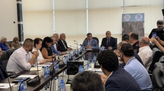 “Yol hərəkəti təhlükəsizliyi" çərçivəsində ictimai müzakirə keçirilib - FOTOLAR 