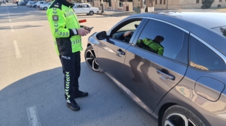 Təhlükəsizlik kəmərindən istifadə etməyən sürücülər cəzalandırıldı  - FOTO