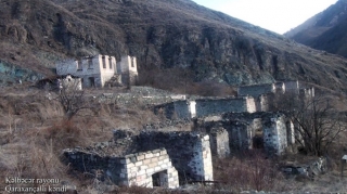 Ermənilər Kəlbəcərin bu kəndini də viran qoyublar - VİDEO - FOTO
