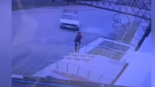 Zaqatalada gənc qızı maşın belə vurdu - ANBAAN VİDEO 