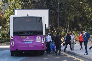 Sabunçuda sərnişin avtobusu piyadanı vurub