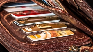 Bakıda sərnişin avtomobildən pul və cüzdan oğurlayıb 