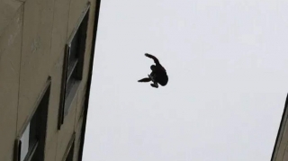 Sumqayıtda təmir işləri zamanı ağır xəsarət alan usta xəstəxanada vəfat edib 