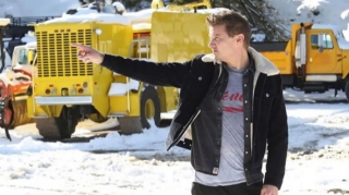 Altı tonluq maşının altında qaldığı üçün ağır yaralanan ulduz evinə buraxıldı - FOTO - VİDEO 