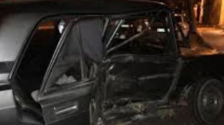 Bərdədə qorxunc qəza - Sərnişin avtomobilin ön şüşəsindən çıxdı   - FOTO