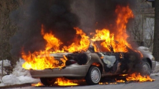 Bakıda "Lexus" və "Hyundai" avtomobilləri yanıb 