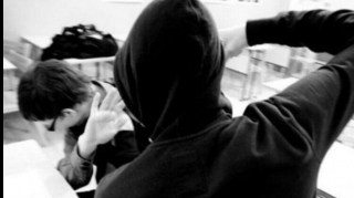 Lənkəranda məktəbli döyüldü - VİDEO 