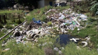 Bakıda qəbiristanlıq zibilxanaya çevirilib - FOTO