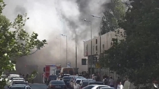 Bakıda tullantılar yığılan sahədə yanğın olub, əraziyə polis cəlb olunub - VİDEO 