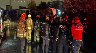 Sərnişin avtobusu aşdı;  2 ölü, 15 yaralı - FOTO 