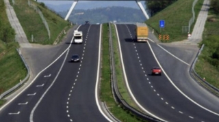 Ödənişli yollar sıxlığın aradan qaldırılmasına hesablandı - EKSPERT 