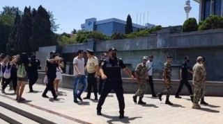 Bir qrup veteran deputatlarla görüş tələb etdi - VİDEO 