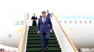 Qazaxıstanın Baş naziri Azərbaycana gəldi 
