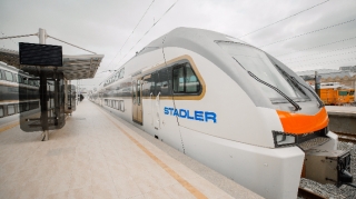 Bakı-Pirşağı-Sumqayıt-Bakı xəttinə əlavə qatarlar buraxılır