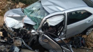 Şəmkirdə ağır QƏZA  - Yoldan çıxan maşın dirəyə çırpıldı