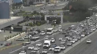 Bakının bir sıra yollarında sıxlıq müşahidə edilir - SİYAHI 