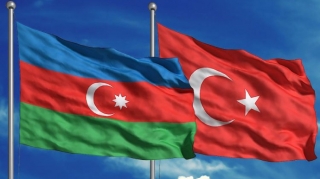 В Азербайджане продлили безвизовый режим с Турцией до 90 дней