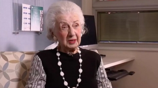 100 yaşında xərçəngə qalib gəldi,  101-də sürücülük üçün imtahan verdi - FOTO 