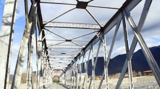 Azərbaycanda görünməmiş oğurluq - Kəndin körpüsünü söküb apardılar   - FOTO