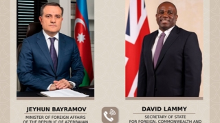 Azərbaycan və Britaniyanın XİN rəhbərləri danışdı 